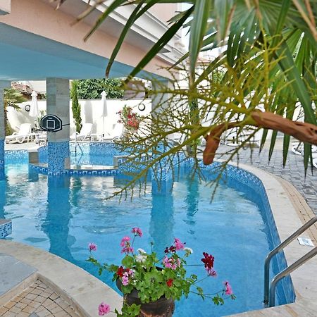 Sirena Palace Family Hotel Obzor Eksteriør billede