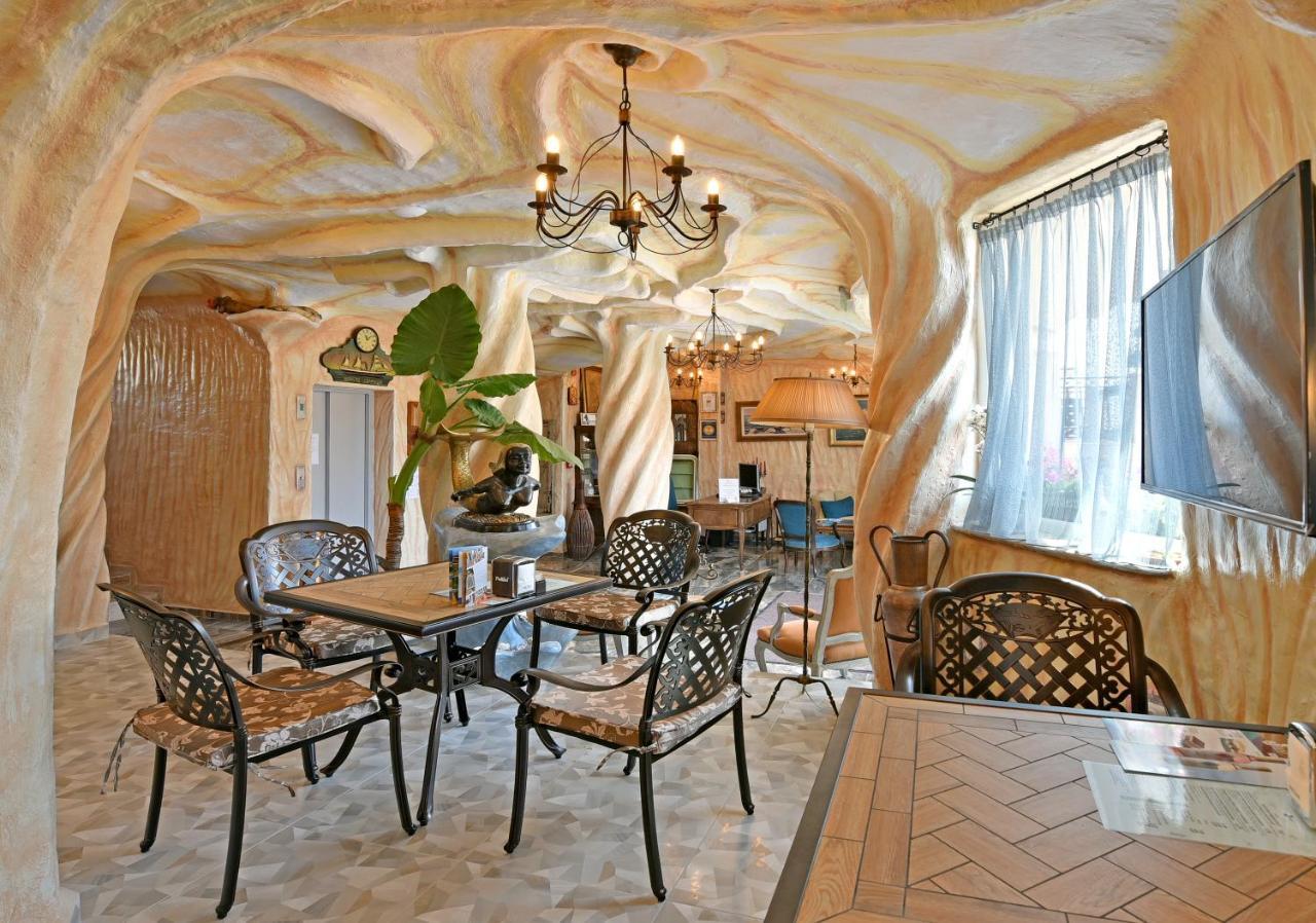Sirena Palace Family Hotel Obzor Eksteriør billede