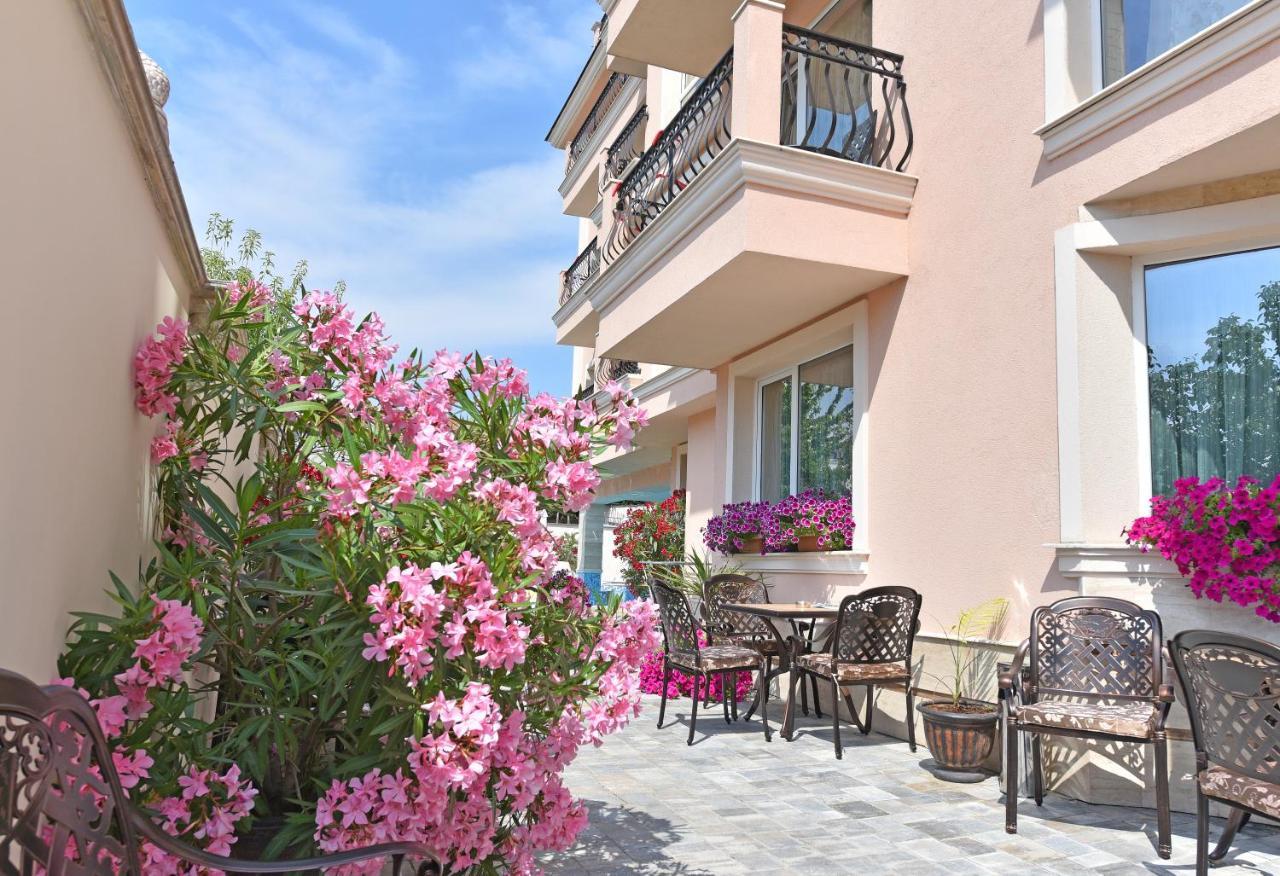 Sirena Palace Family Hotel Obzor Eksteriør billede