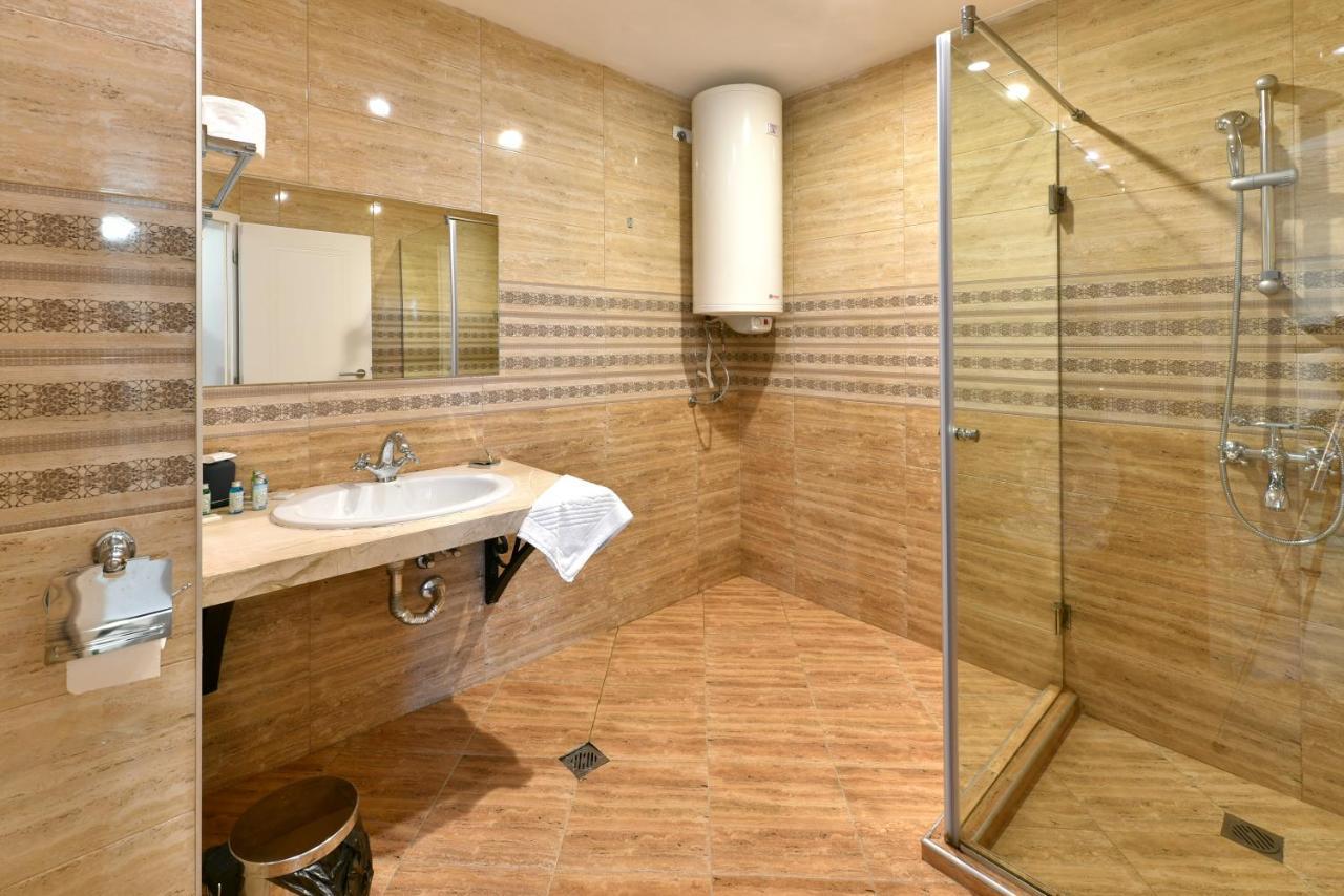 Sirena Palace Family Hotel Obzor Eksteriør billede