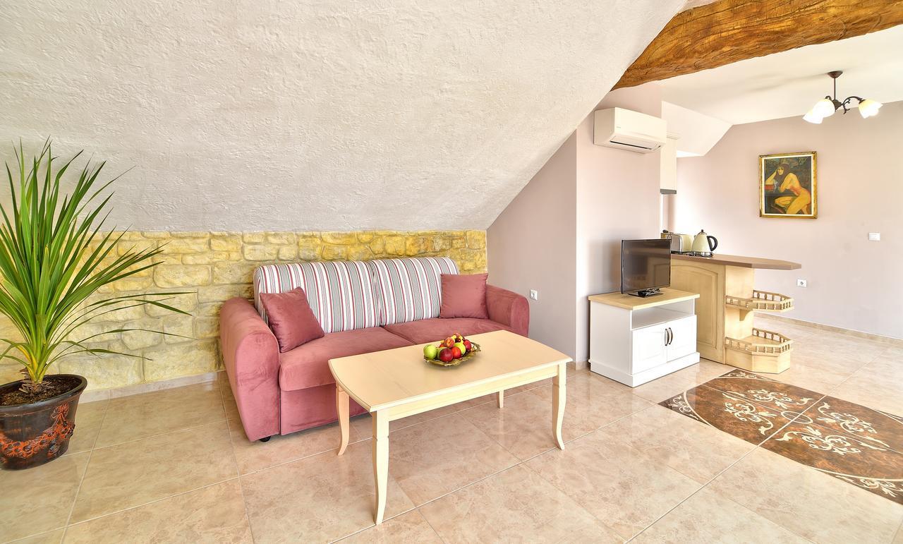 Sirena Palace Family Hotel Obzor Eksteriør billede