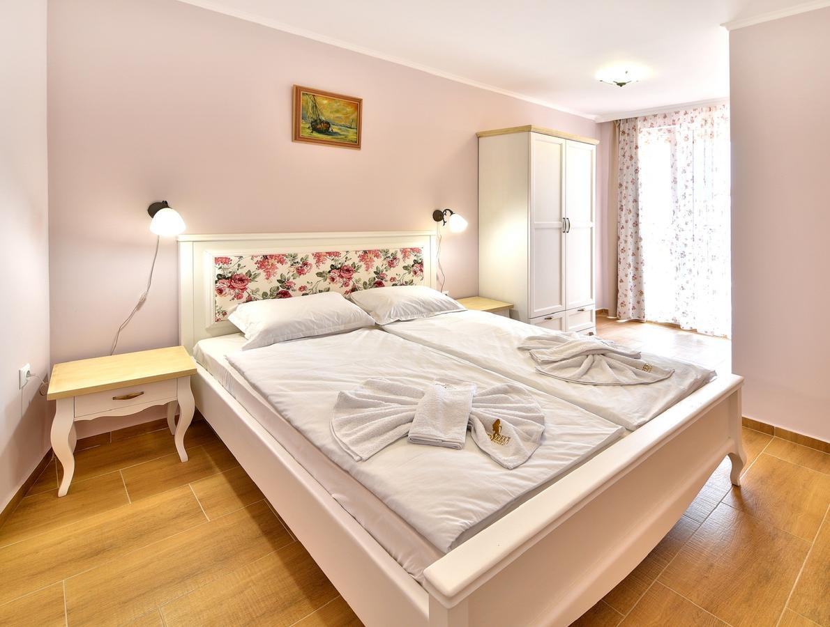 Sirena Palace Family Hotel Obzor Eksteriør billede