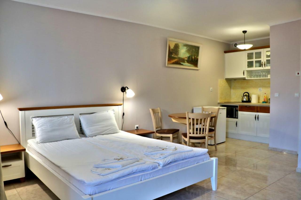 Sirena Palace Family Hotel Obzor Eksteriør billede