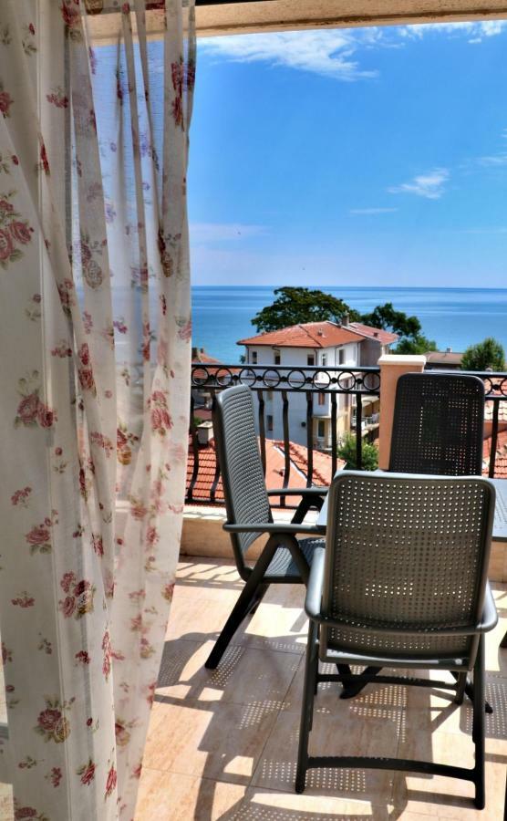 Sirena Palace Family Hotel Obzor Eksteriør billede